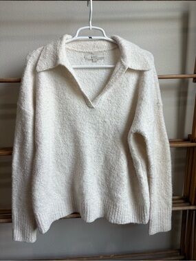 LOFT Cream Collared V-Neck Pullover Sweater - Relaxed Fit - Size Medium